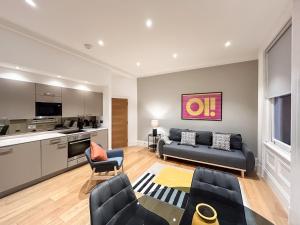 Luxury Soho Apartment R10