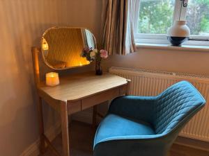 Hanger Farmhouse Hideaway