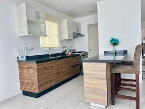 Departamento Moderno Durazno - 2 Albercas - 3 Min Malecón y Playas