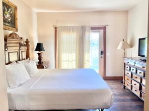 Alpine Zermatt King Villa with Kitchen Near Deer Valley Ski Resort - #1057