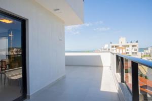 Cobertura Duplex 250m da praia vista para o mar