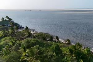 Casa Monan Atins Beach