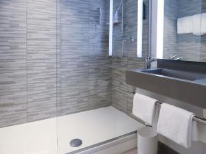 ibis Styles Puteaux Paris La Defense