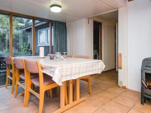 7 person holiday home in Kolind-By Traum