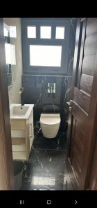 مدينة نصر مصطفي النحاس شقة الترا سوبر لوكس مكيفة بالكامل