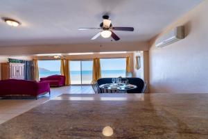 Gorgeous beach front condo