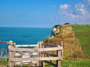 La Dolce Vita dEtretat