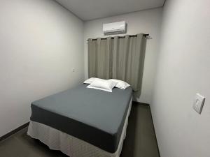 Casa garagem caminhonete exceto Dodge Ram, 2 quartos, espaço para 6 pessoas