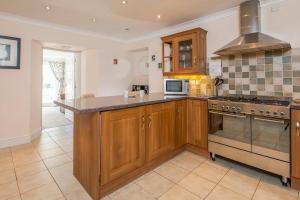 Lantern Suite, Tenby