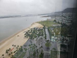 Nice Studios by Ala Le in Icon40