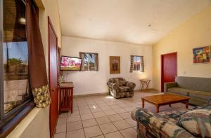 3 bedroom Beach side home away from home