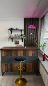 Modern & Cozy Cologne Apartment with Fireplace & Balcony