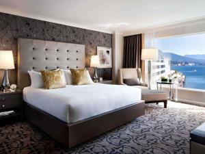 Fairmont Waterfront