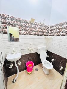 Shri Radha ji Guest House