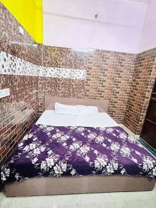 Shri Radha ji Guest House