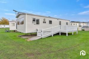 Vacant Nests Seton sands St Andrews