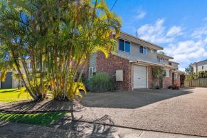 Akeringa Place Apartments Mooloolaba