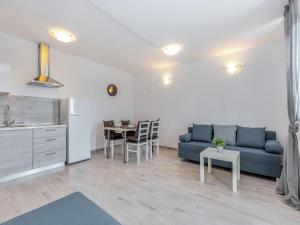 Apartment in Dramalj near Beach