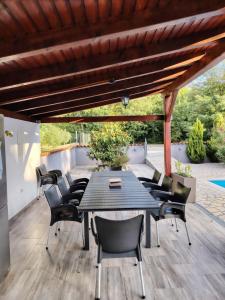 Family friendly house with a swimming pool Blaskovici, Central Istria - Sredisnja Istra - 24748