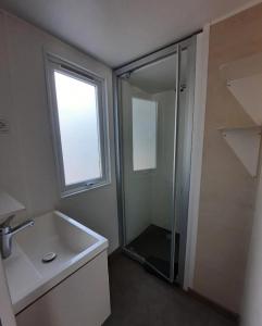 ZEcamping 3 étoiles piscine chauffée et pataugeoire pet friendly