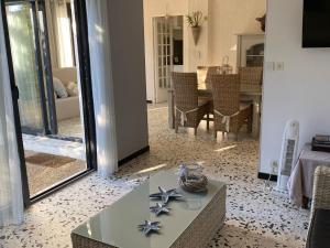 Superbe maison climatisée 8P entre plage et port, animaux admis - FR-1-798-59