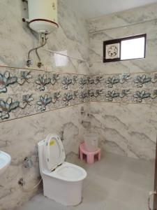 Varuni Gd Hotel Mcleodganj