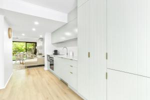 Modern & Tranquil Sunshine Beach