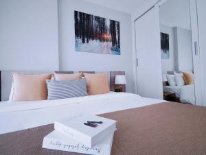 Luxury room overlooking the City center ChiangMai 106N55