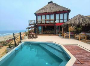 Linda Casa de playa con vista al mar de Wakama