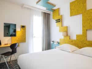 greet Hotel Rennes Pace