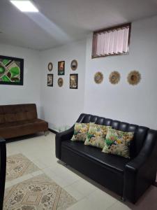 BBB Apartamento en Edificio Mixto