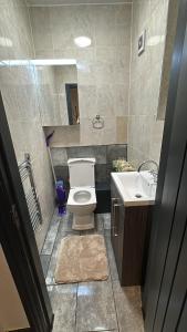 Huddersfield 1 Bedroom Apartment & Opposite Train Station & City Centre