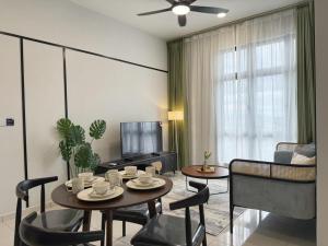 Space Residency 2BR KSL Mall Strategy Location