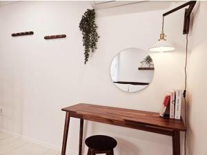 홍대상수역5분#Bathroom 2#Starbucks, convenience store 1 minute