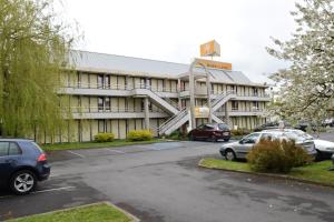 Hotels Premiere Classe Lille Sud - Douai Cuincy : photos des chambres