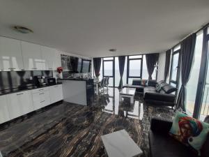 Luxe 1 Monte Carlo Suite