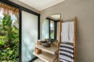 Calista - 4Bedroom Private Pool Villa in Kerobokan