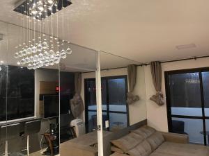 Apartamento com Varanda