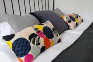 Bonifraterska Cozy Studio Near the Old Town in Warsaw by Noclegi Renters