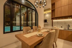 Brand New Modern 3br Luxury Villa at Berawa Canggu - Casa De Avisha