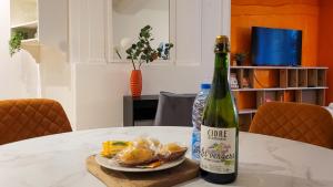 LHaussRouennais - Grand T2 Chic prés de lHôtel de Ville de Rouen- idéal couple-Pros