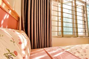 Paperi House - next to night market