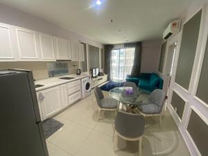 Unit for 3-4 adult