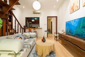 Heritage Echoes Home - Sai Gon Center View