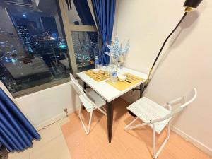 Olahome Apartment By Me In Rivergate Building