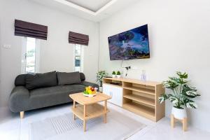 GA-GA-GA A cozy house in a quiet location on Bang Tao Beach