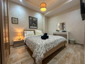 Appartement Luxueux, 2 chambres, à 300m de la Gare de train