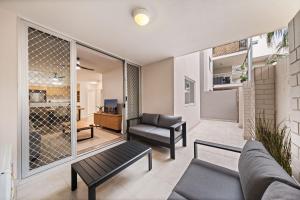 Gregory Terrace Residence