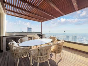 FAM Living- Luxe Penthouse in JBR Marina - Panaromic Sea View