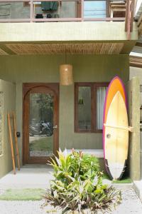 Couples Island Nest 2 to 5 min to Surf Garden Room